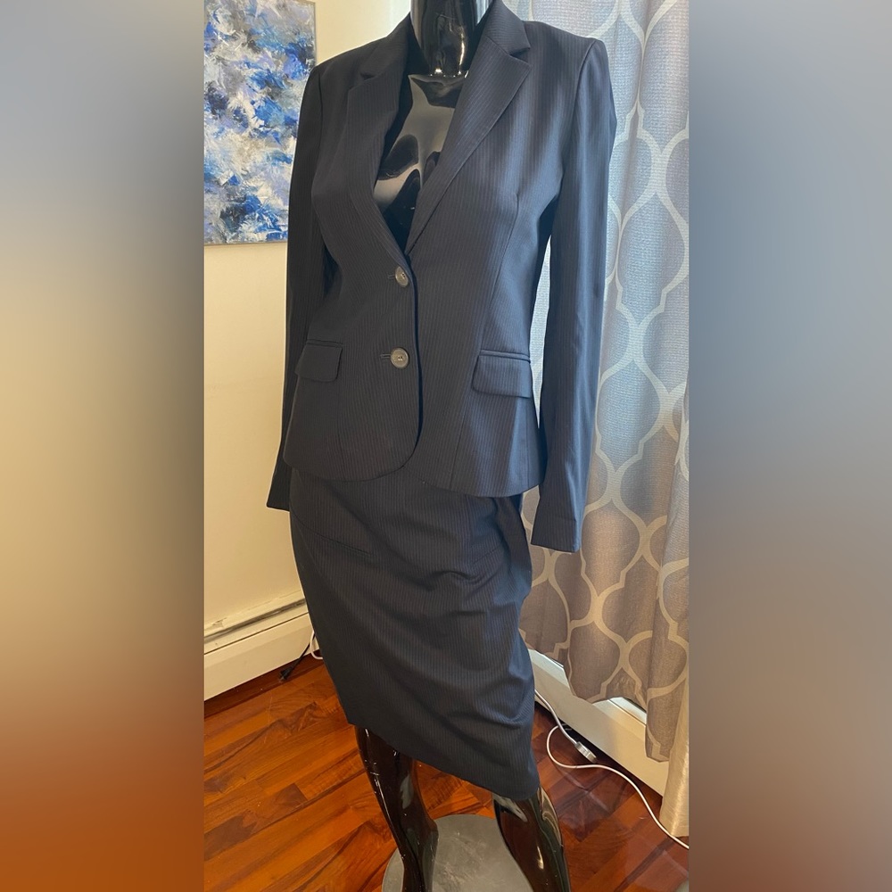 Club Monaco Blazer And Skirt Geay Stripe Wool Blend Suit Jacket Lined.